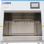 biological-safety-cabinet-with-99999-hepa-filtration-for-lab-worker-protection-3