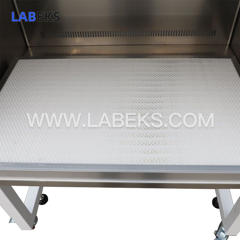 biological-safety-cabinet-with-99999-hepa-filtration-for-lab-worker-protection-5