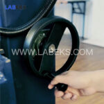 electric-lifting-stainless-steel-reactor-360-rotatable-for-simplified-cleaning-material-handling-3