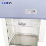 lcj-series-clean-bench-with-99999-03m-filtration-for-laboratory-environments-5