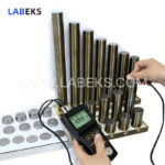 mini-digital-ultrasonic-thickness-gauge-with-coating-penetration-for-corrosion-monitoring-6