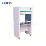 one-side-vertical-air-flow-clean-bench-with-adjustable-airflow-for-laboratories-hospitals-1