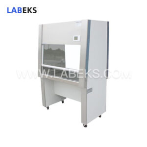 one-side-vertical-laminar-air-flow-clean-bench-with-adjustable-airflow-for-labs-hospitals-1