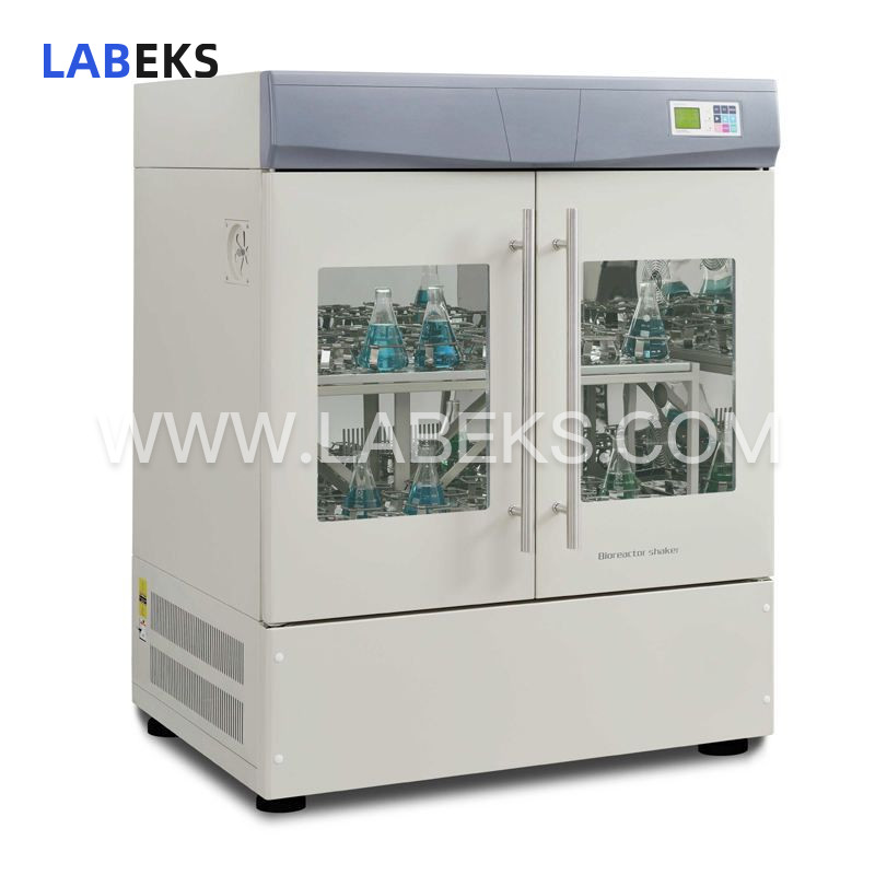 vertical-two-door-refrigerated-incubator-shaker-with-50-300-rpm-range-and-low-noise-performance-1
